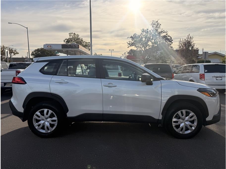 2024 Toyota Corolla Cross L Sport Utility 4D