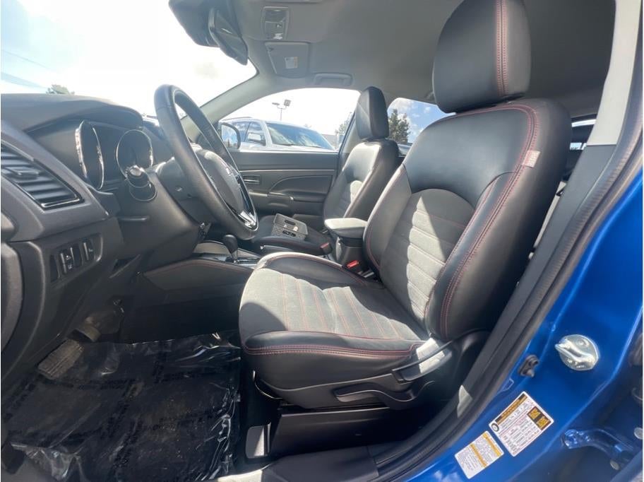 2024 Mitsubishi Outlander Sport SE