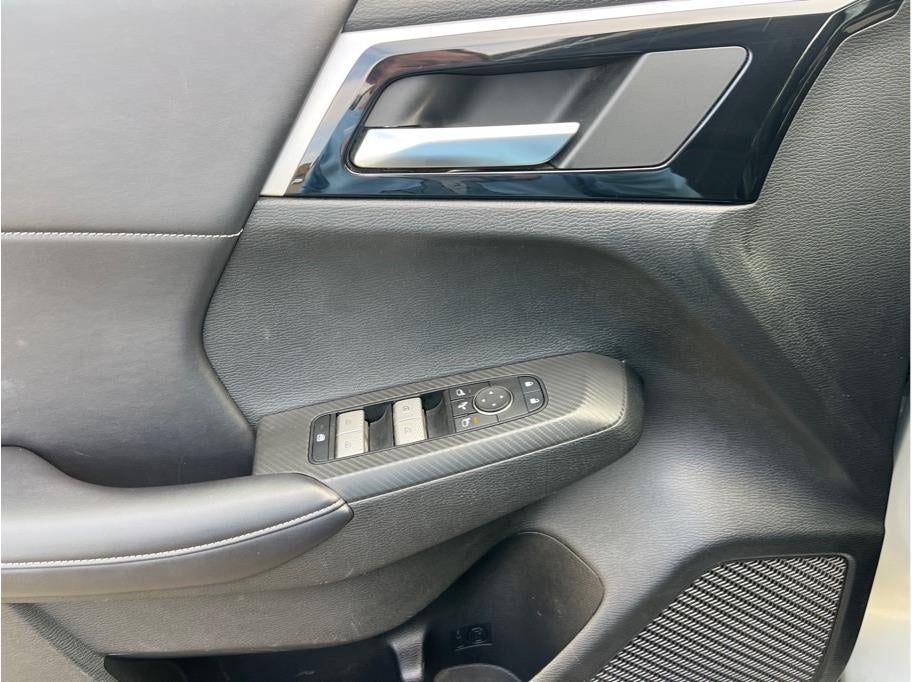 2024 Mitsubishi Outlander SE Sport Utility 4D