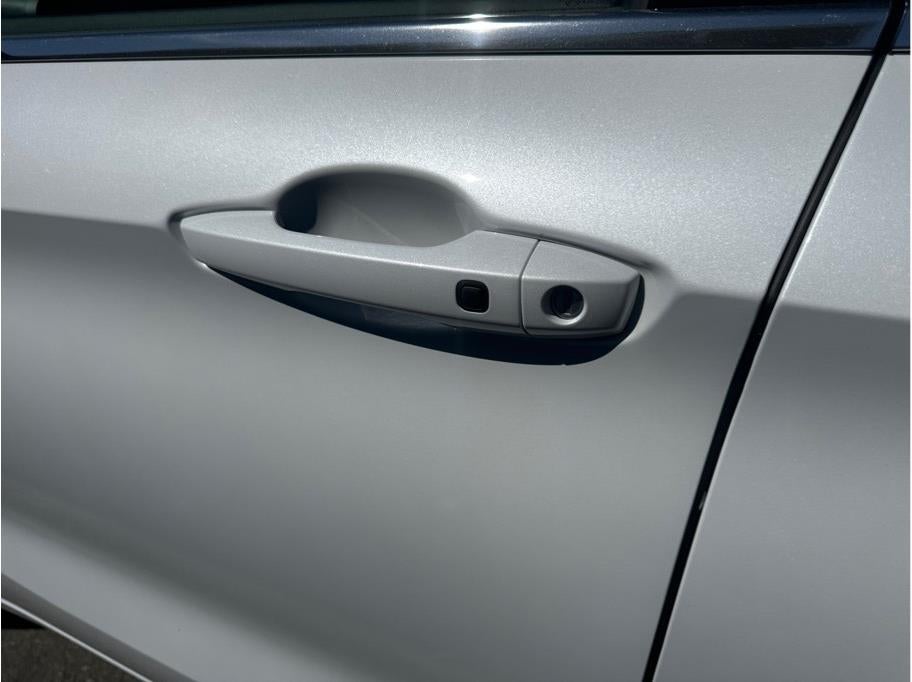 2025 Mitsubishi Outlander SEL Sport Utility 4D