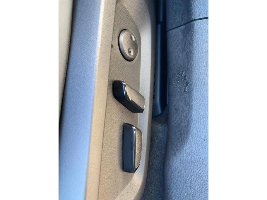 2025 Mitsubishi Outlander PHEV SE Tech Package