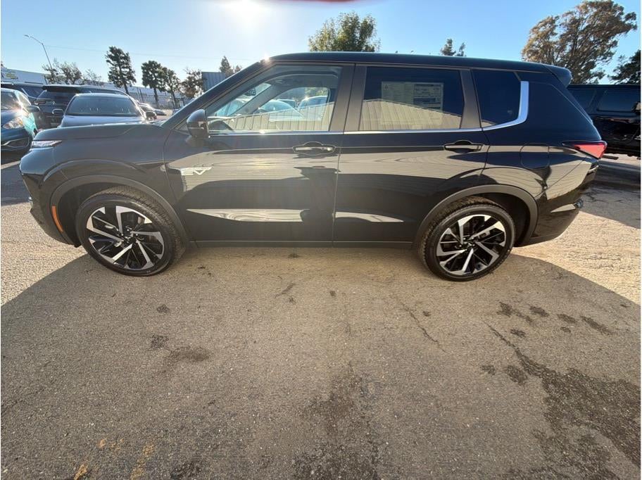 2025 Mitsubishi Outlander PHEV SE Tech Package