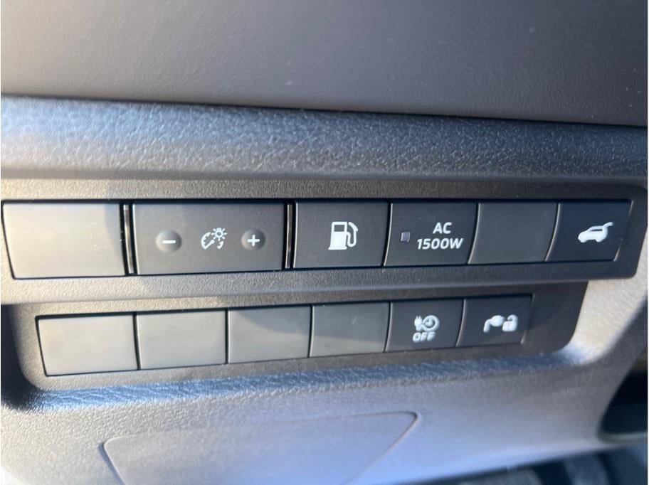 2025 Mitsubishi Outlander PHEV SEL