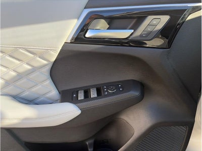 2025 Mitsubishi Outlander PHEV SEL