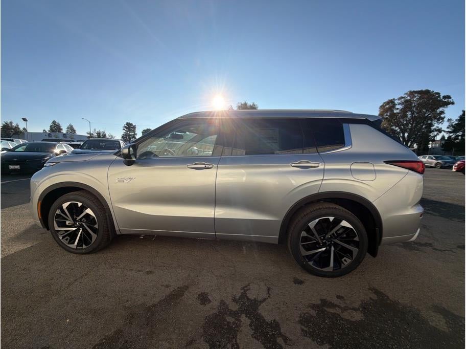 2025 Mitsubishi Outlander PHEV SEL