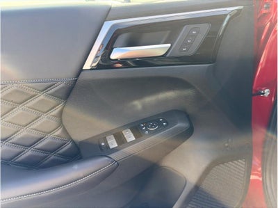 2025 Mitsubishi Outlander PHEV SEL