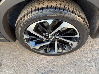 2025 Mitsubishi Outlander PHEV SEL