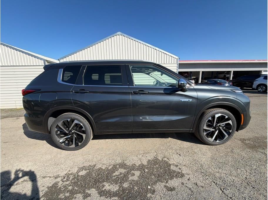 2025 Mitsubishi Outlander PHEV SEL