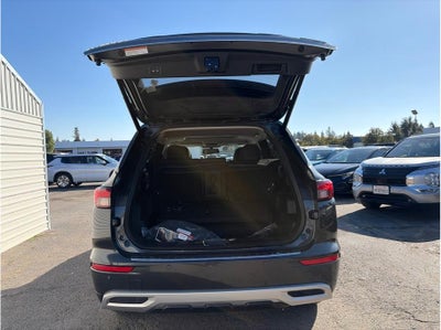 2025 Mitsubishi Outlander PHEV SEL