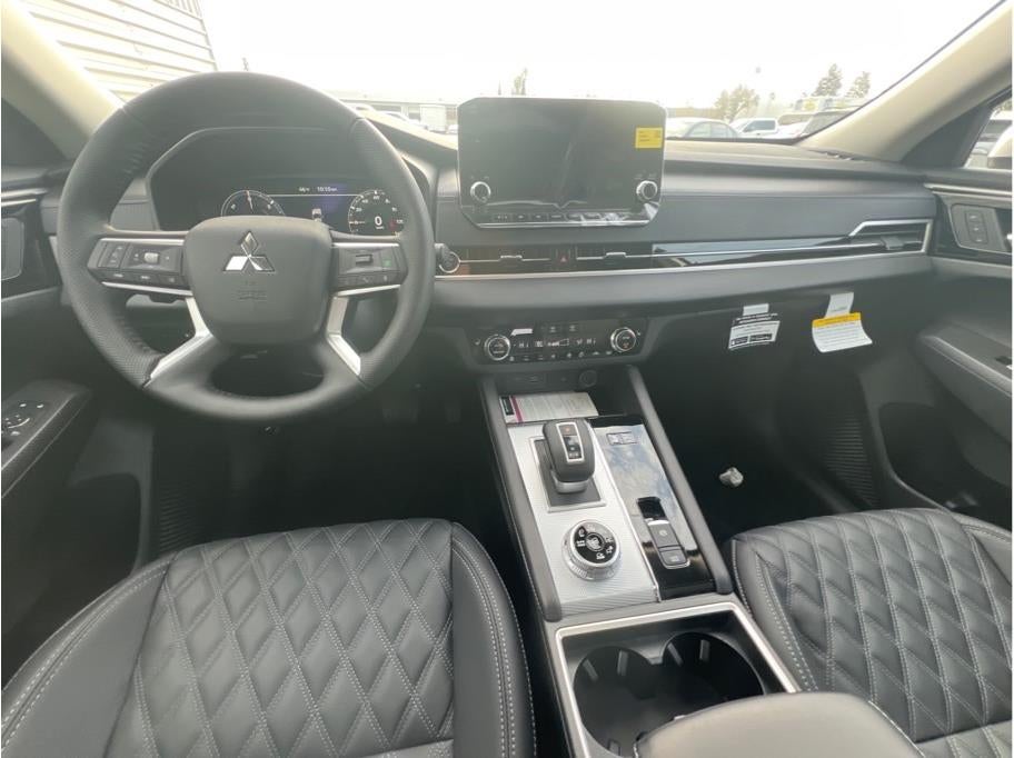 2025 Mitsubishi Outlander PHEV SEL