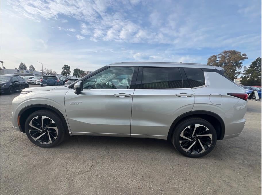 2025 Mitsubishi Outlander PHEV SEL