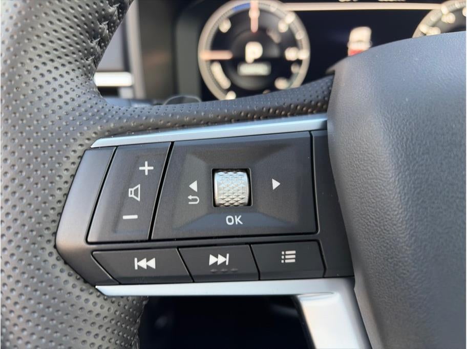 2025 Mitsubishi Outlander PHEV SEL