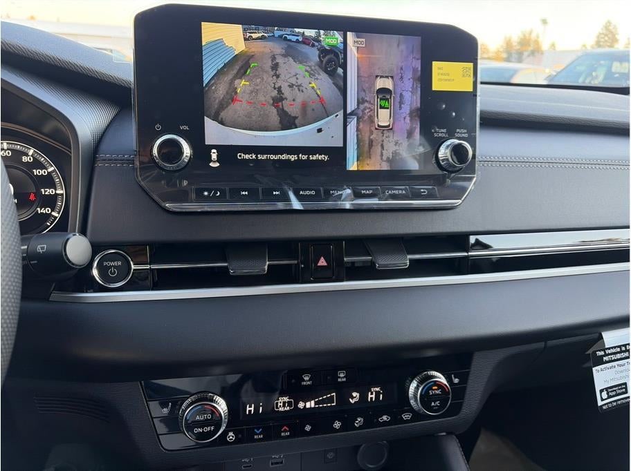 2025 Mitsubishi Outlander PHEV SEL