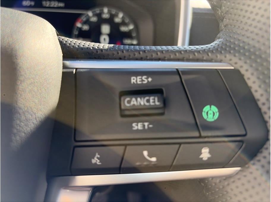 2025 Mitsubishi Outlander PHEV SEL