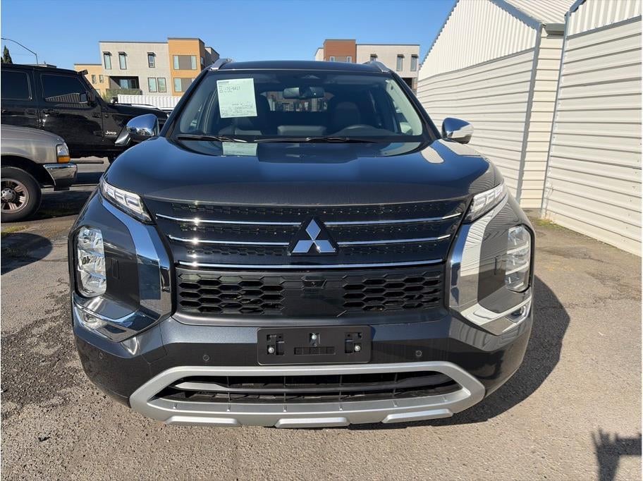2025 Mitsubishi Outlander PHEV SEL