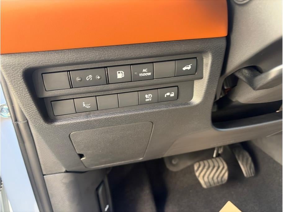 2025 Mitsubishi Outlander PHEV SEL Premium Package