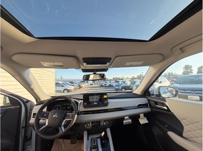 2025 Mitsubishi Outlander PHEV SEL