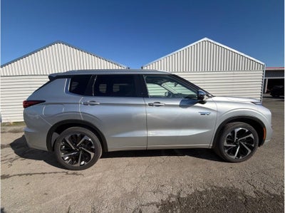 2025 Mitsubishi Outlander PHEV SEL