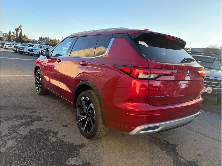 2025 Mitsubishi Outlander PHEV SEL