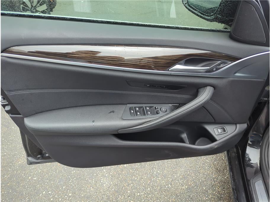 2018 BMW 5 Series 530i Sedan 4D