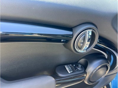 2023 MINI Hardtop 2 Door Cooper SE Hatchback 2D