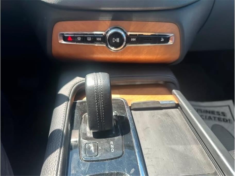 2021 Volvo XC90 T8 Inscription Expression Recharge Plug-In Hybrid Sport Util