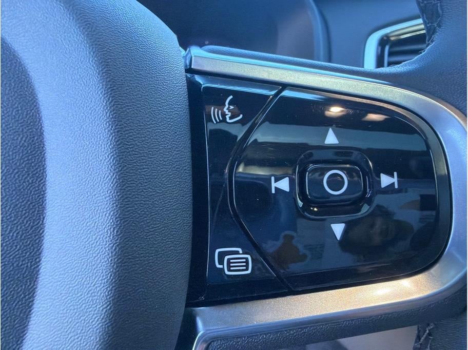 2023 Volvo XC90 T8 Recharge Ultimate Bright Theme Plug-In Hybrid Sport Utility 4D