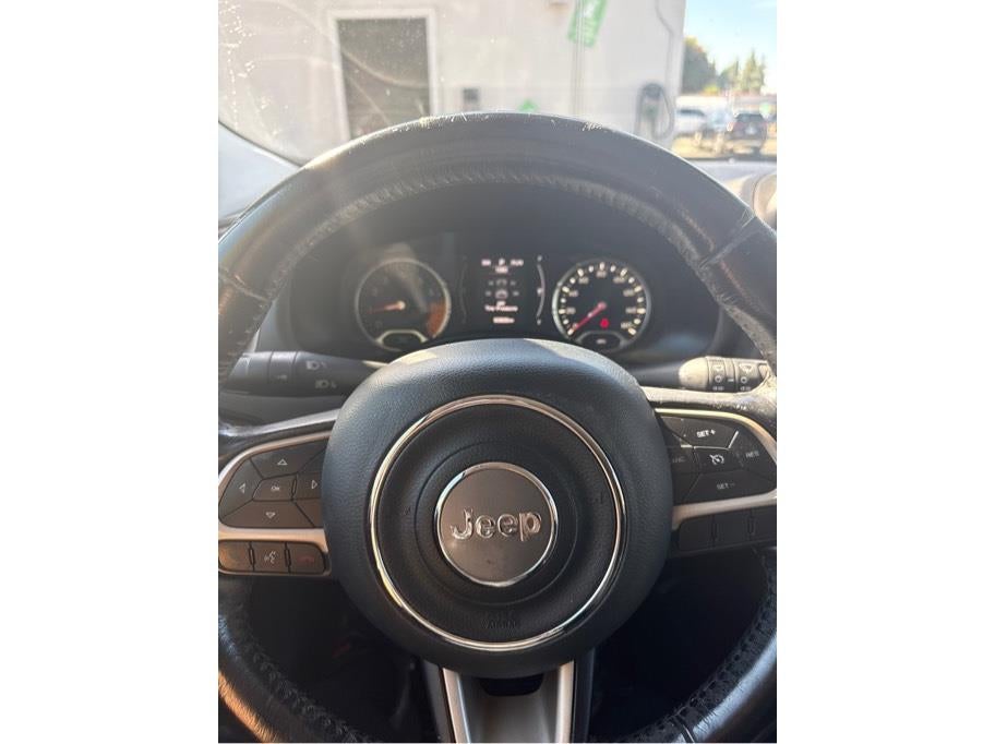 2017 Jeep Renegade Latitude Sport Utility 4D