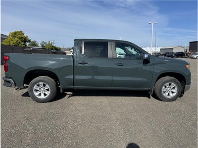 2025 Chevrolet Silverado 1500 Crew Cab LT Pickup 4D 5 3/4 ft