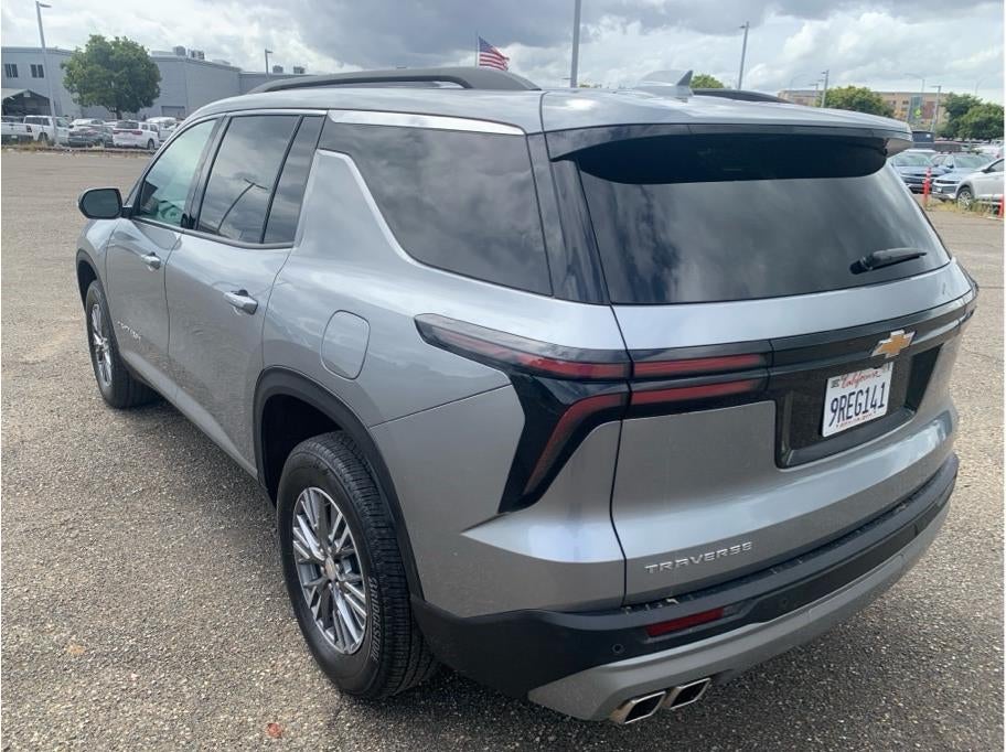 2025 Chevrolet Traverse LT Sport Utility 4D