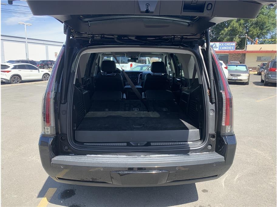 2018 Cadillac Escalade Luxury Sport Utility 4D
