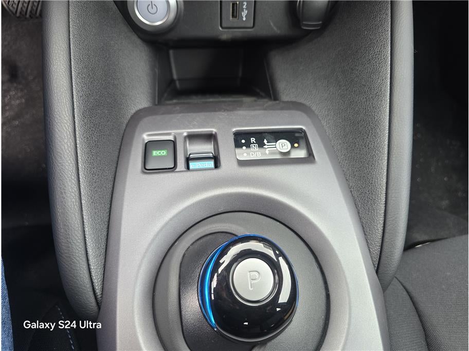 2024 Nissan LEAF S Hatchback 4D