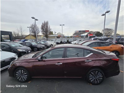 2024 Nissan Altima 2.5 SV Sedan 4D