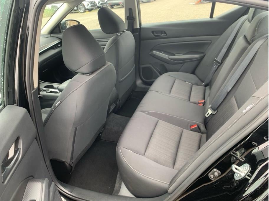 2025 Nissan Altima 2.5 SV Sedan 4D