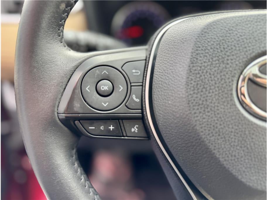 2020 Toyota RAV4 XLE Premium Sport Utility 4D