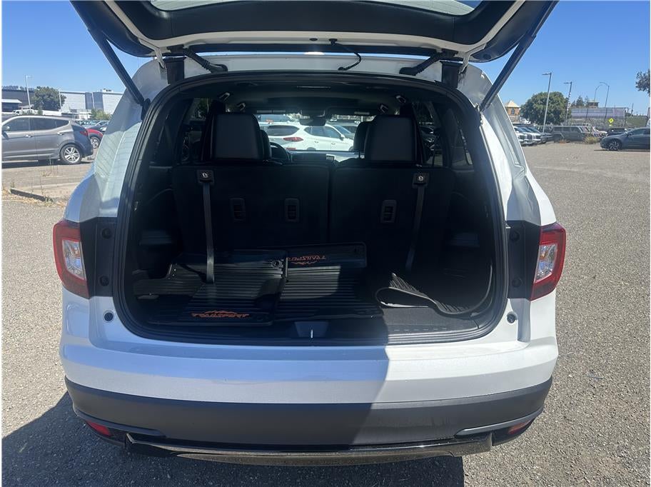 2022 Honda Pilot TrailSport SUV 4D