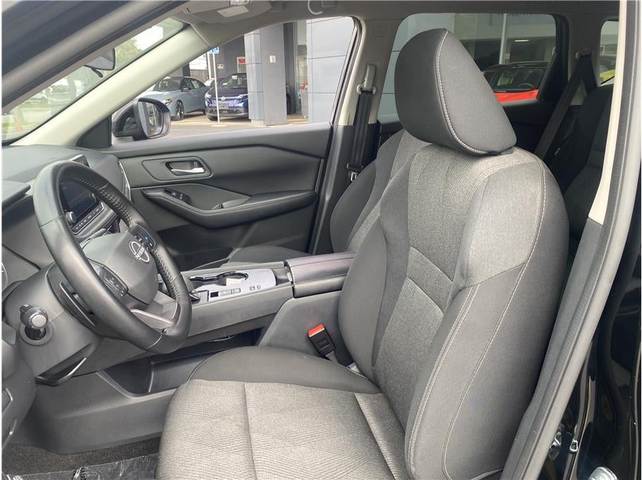 2025 Nissan Rogue SV Sport Utility 4D