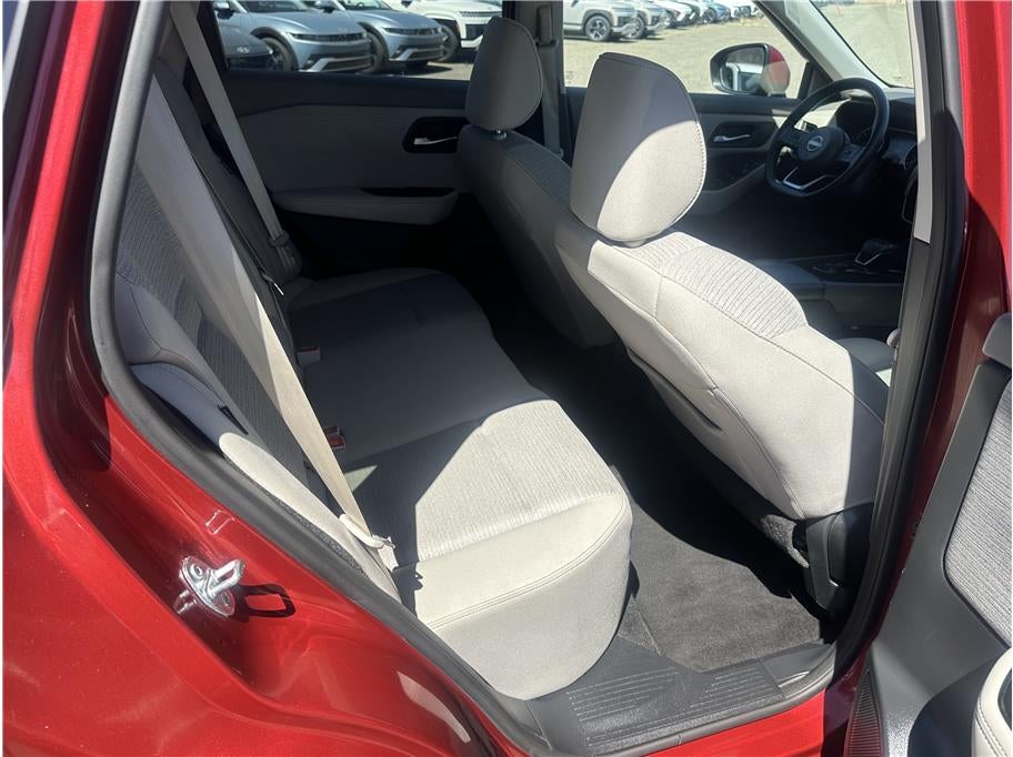 2023 Nissan Rogue SV (2023.5) Sport Utility 4D