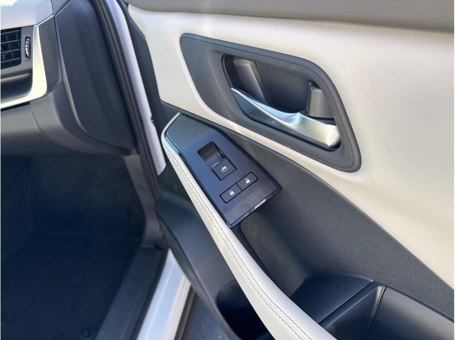 2025 Nissan Rogue SV Sport Utility 4D