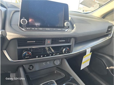 2025 Nissan Rogue SV Sport Utility 4D