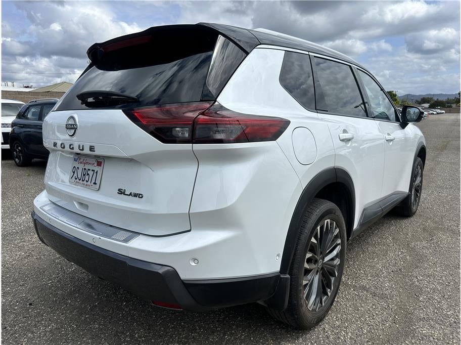 2025 Nissan Rogue SL Sport Utility 4D
