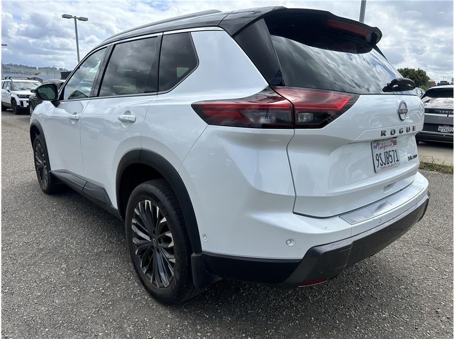 2025 Nissan Rogue SL Sport Utility 4D