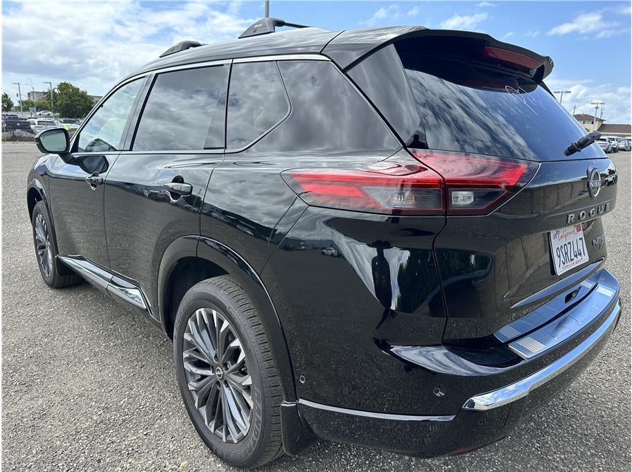2025 Nissan Rogue Platinum Sport Utility 4D