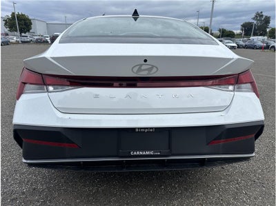2026 Hyundai Elantra SE Sedan 4D
