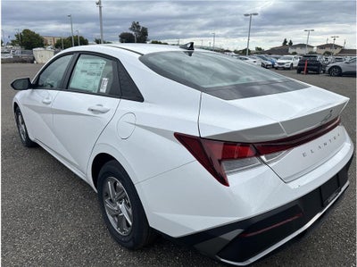 2026 Hyundai Elantra SE Sedan 4D