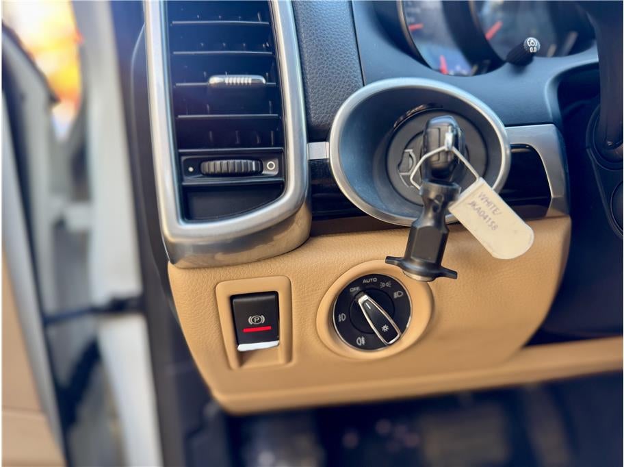 2018 Porsche Cayenne Sport Utility 4D