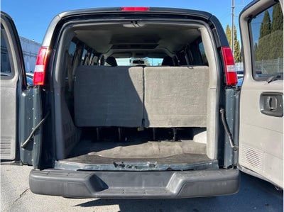 2017 Chevrolet Express 2500 Passenger LS Van 3D