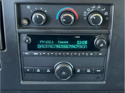 2024 Chevrolet Express 3500 Passenger LT Extended Van 3D