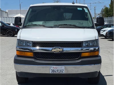 2024 Chevrolet Express 3500 Passenger LT Extended Van 3D
