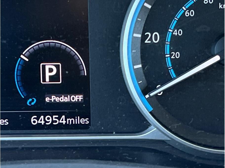 2018 Nissan LEAF SV Hatchback 4D